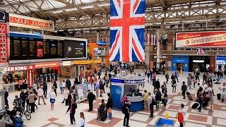 A Walk Through The London Victoria Station London England [upl. by Enorej890]